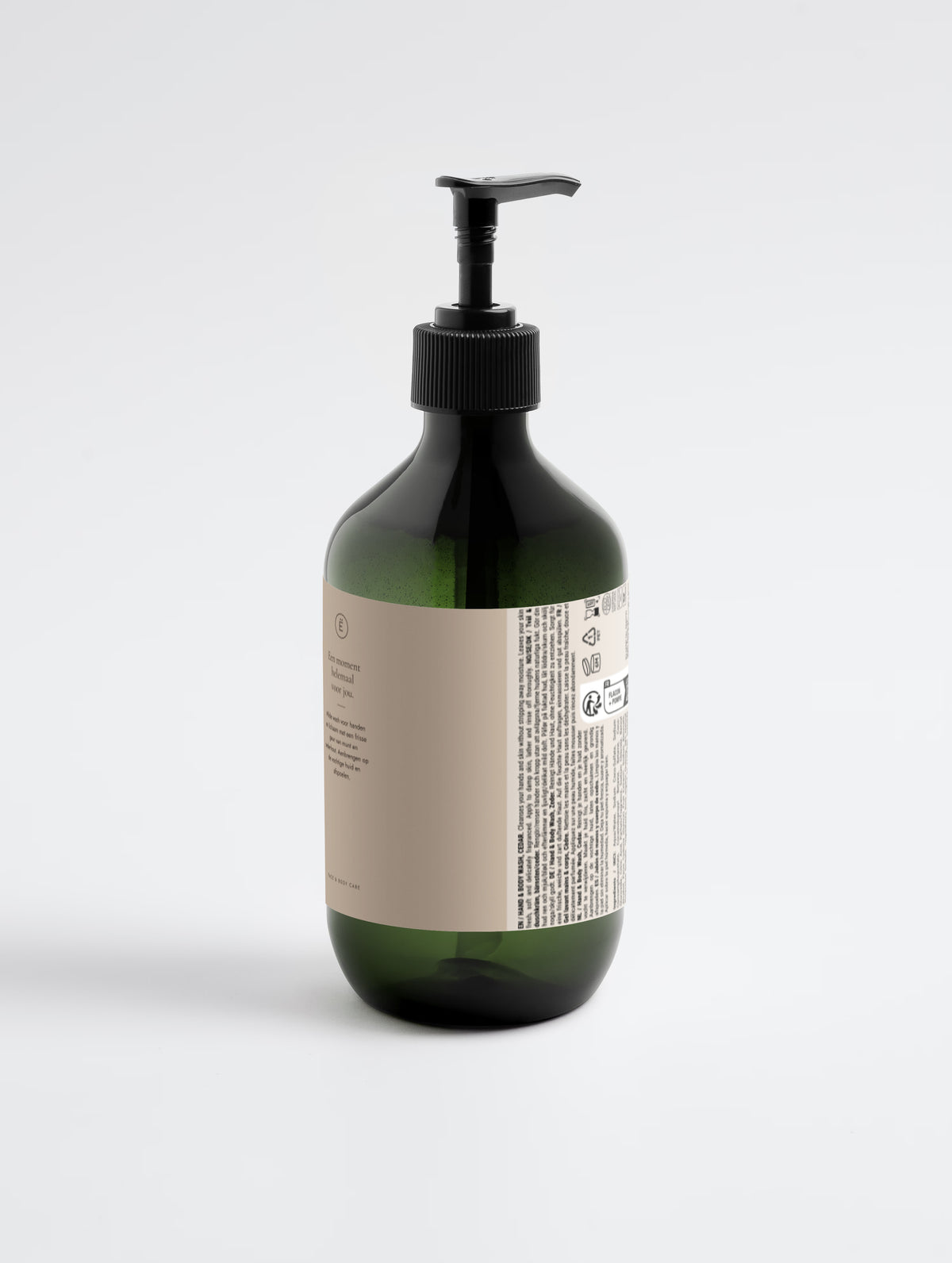 FRYMË hand & body wash pepermunt & ceder, sfeerbeeld