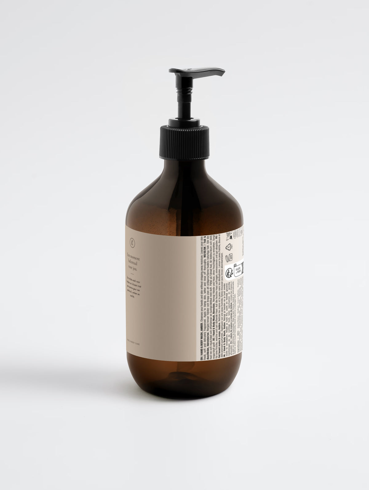 FRYMË hand & body wash amber & vanille, sfeerbeeld